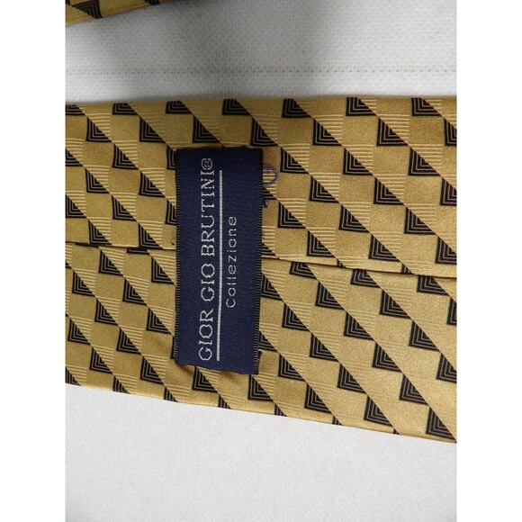 Gior Gio Brutini Mens Neck Tie Silk Geometric Diamond Triangle Gold Black Design - Picture 6 of 10